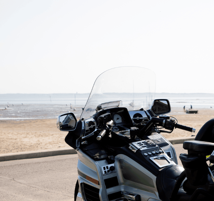 Motocyklem nad morze? Jak przygotować się do podróży?