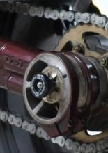 Slidery tylnej osi R&G do Benelli Cafe Racer 1130 (05-) czarne